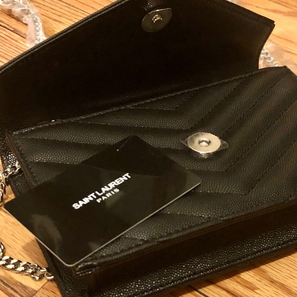 Yves Saint Laurent  envelope bag embossed leather - Picture 4 of 8